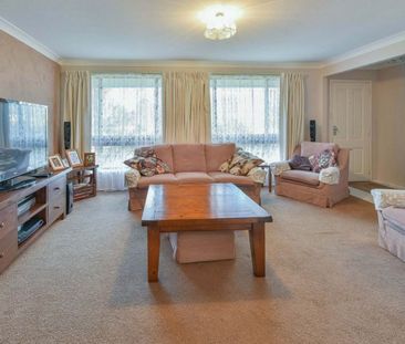 Great Location - Photo 3