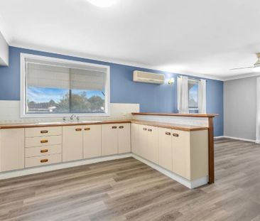 FAMILY LIVING WITH SWIMMING POOL - Photo 5