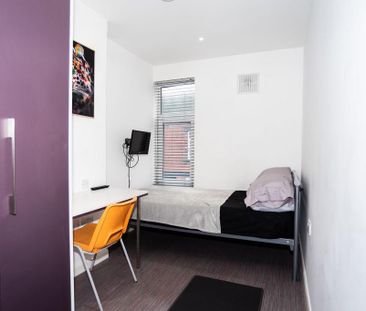 1 bedroom in a house share to rent - Photo 5