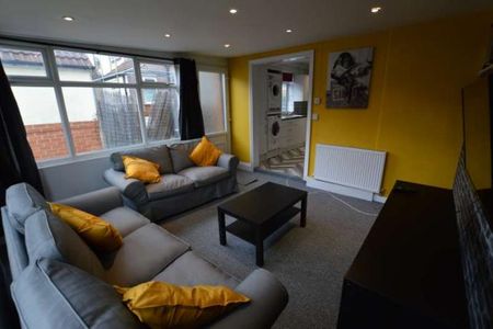 St Annes Road, - Photo 4