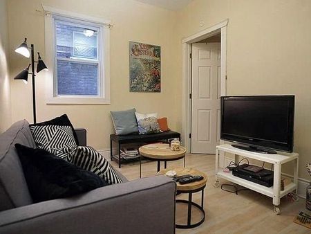 For Lease - 176 Grace Street Unit# 1, Toronto, Ontario - Photo 2