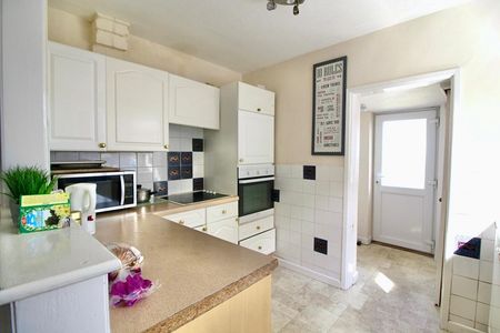 Pinhoe Road, Exeter - Photo 4