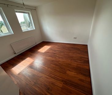 3 bedroom house on Vauxhall Close, CV1 5JH area - Photo 4