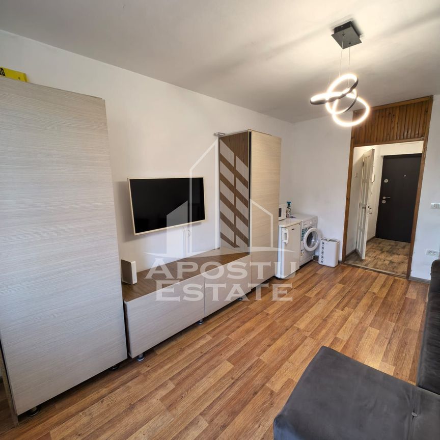 Garsoniera, aer aconditionat, zona Complex - Photo 1