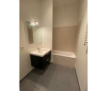 A LOUER : T3 à LILLE • place de la République - Lille • 1 490 € - Photo 6