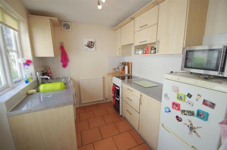 1 bedroom maisonette to rent - Photo 4