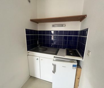 Location Appartement 1 pièce 21m² BORDEAUX 33800 - Photo 2