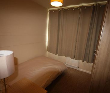 1 bedroom in a house share to rent - Photo 6