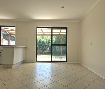 FRESHLY RENOVATED: Three bedroom Villa located in sort after area o... - Photo 2