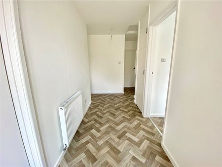 Furnham Road, Chard, Somerset, TA20 - Photo 4