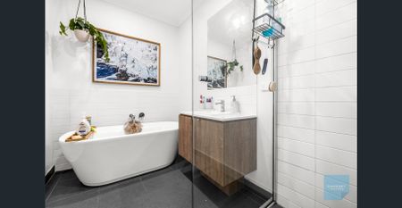 Stunning 4-Bedroom Family Home in Fraser Rise - Photo 5