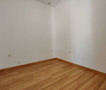 Location Appartement 1 pièce 39m² - Photo 6