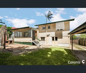 132 Crowley Street, Zillmere, Qld 4034 - Photo 2