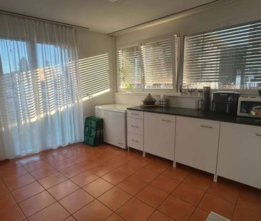 Gorgeous 4.5 pcs apartment on the 2nd floor with lake views - Foto 3