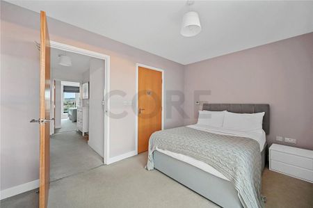 2 bedroom penthouse to rent - Photo 4