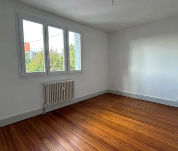 Appartement à louer 4 pièces 94.45m² - Photo 2