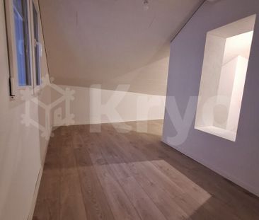 1 room apartment with mezzanine located in the heart of Villeneuve - Photo 3