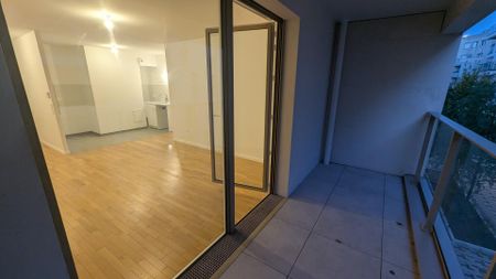 location Appartement T3 DE 64.25m² À CLICHY - Photo 4