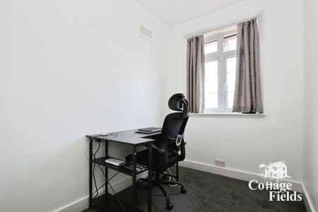 3 bedroom semi-detached house to rent - Photo 4