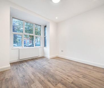 3 bedroom ground floor flat to rent - Photo 1