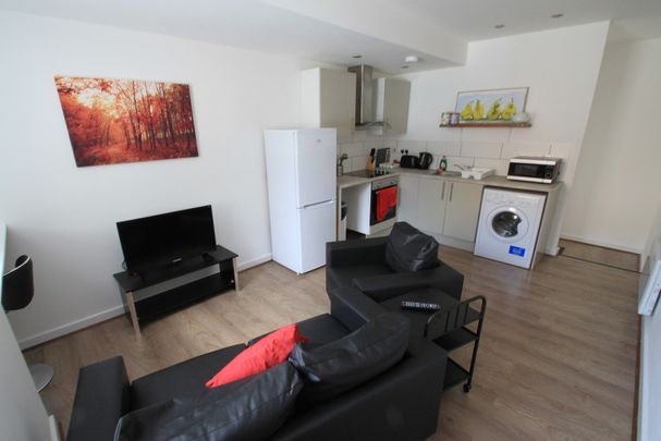 2 bed apartment to rent in Queen Street, Leicester, LE1 - Photo 1