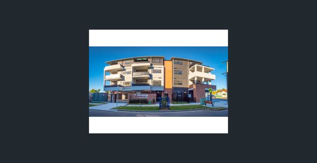 Over 55's Modern Apartment Available - Photo 1