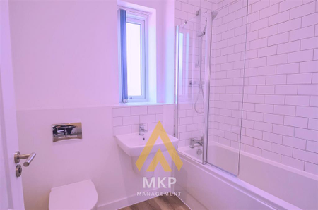 3 bedroom terraced house to rent - Photo 2