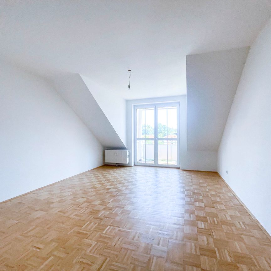 Tolle 3- Zimmer Wohnung inkl. Loggia und Stellplatz! Einbau einer Küche möglich - Foto 1