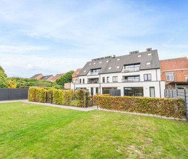 Prachtig 2 slaapkamer appartement met terras te Huur in Zele - Photo 1