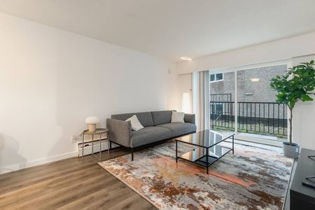 East 12th Avenue - Photo 5