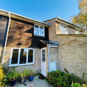 Lords Wood, Welwyn Garden City - Photo 2