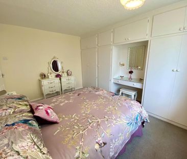 2 bedroom semi-detached bungalow to rent - Photo 6