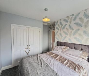 3 bedroom semi-detached house to rent - Photo 6