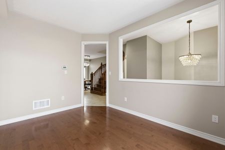 For Lease - 11 Mccartney Street, Toronto, Ontario - Photo 4