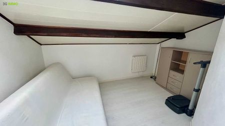 Location / Duplex - Photo 3