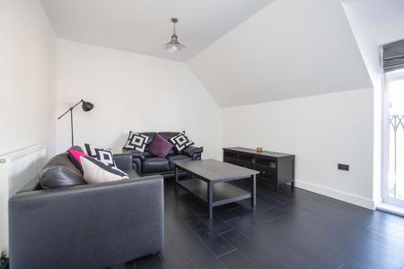 2 bedroom private hall to rent - Photo 3