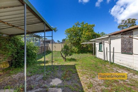 1/64 Karingi Street, Ettalong Beach, NSW 2257 - Photo 4