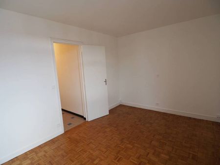 Location Appartement 3 pièces 60m² CRAN GEVRIER 74960 - Photo 2