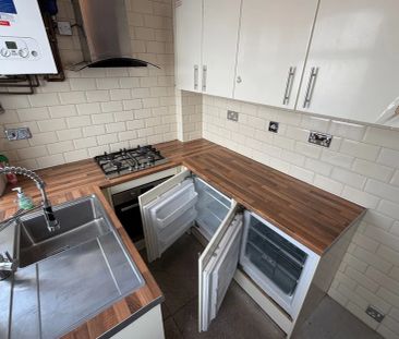 Wellesley Road - Photo 4