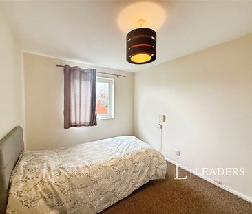 2 bedroom apartment to rent St. Lukes Court, Crescent Way, Burgess ... - Photo 4