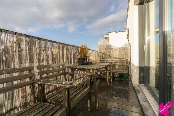 Dakappartement met terras op Zurenborg - Foto 1