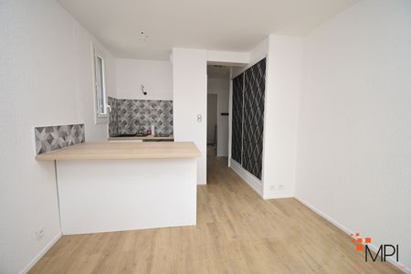 Location Appartement 2 pièces 27m² - Photo 2