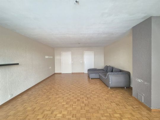 Ruim en lichtrijk appartement met 2 slaapkamers in het centrum van Wetteren. - Photo 1