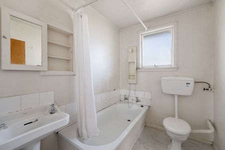 Unit 2, 14 Whiteleigh Avenue, Addington, Christchurch - Photo 2