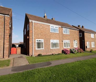 2 bedroom semi-detached house to rent - Photo 6