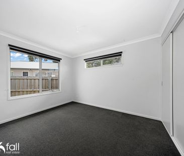 Modern three-bedroom villa in Prime Kingston Location - Photo 2