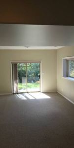 Great Location in desirable Broadmead ( - Photo 3