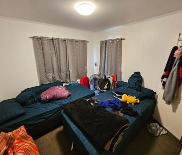 3 Bedroom Home, Highland Park - Photo 6