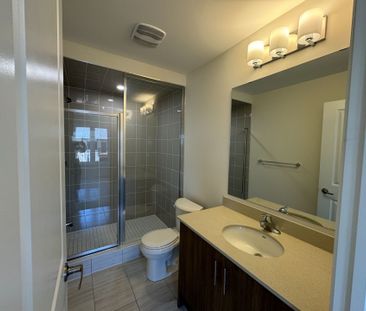 For Lease - 5 Cherry Hill Lane, Barrie, Ontario - Photo 5