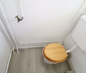 Room in a Shared Flat, Chancellor House, E1W - Photo 2